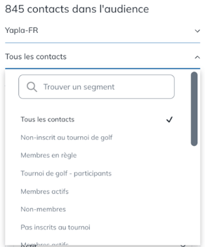 Menu déroulant des segments dans la colonne de gauche de la page Contacts